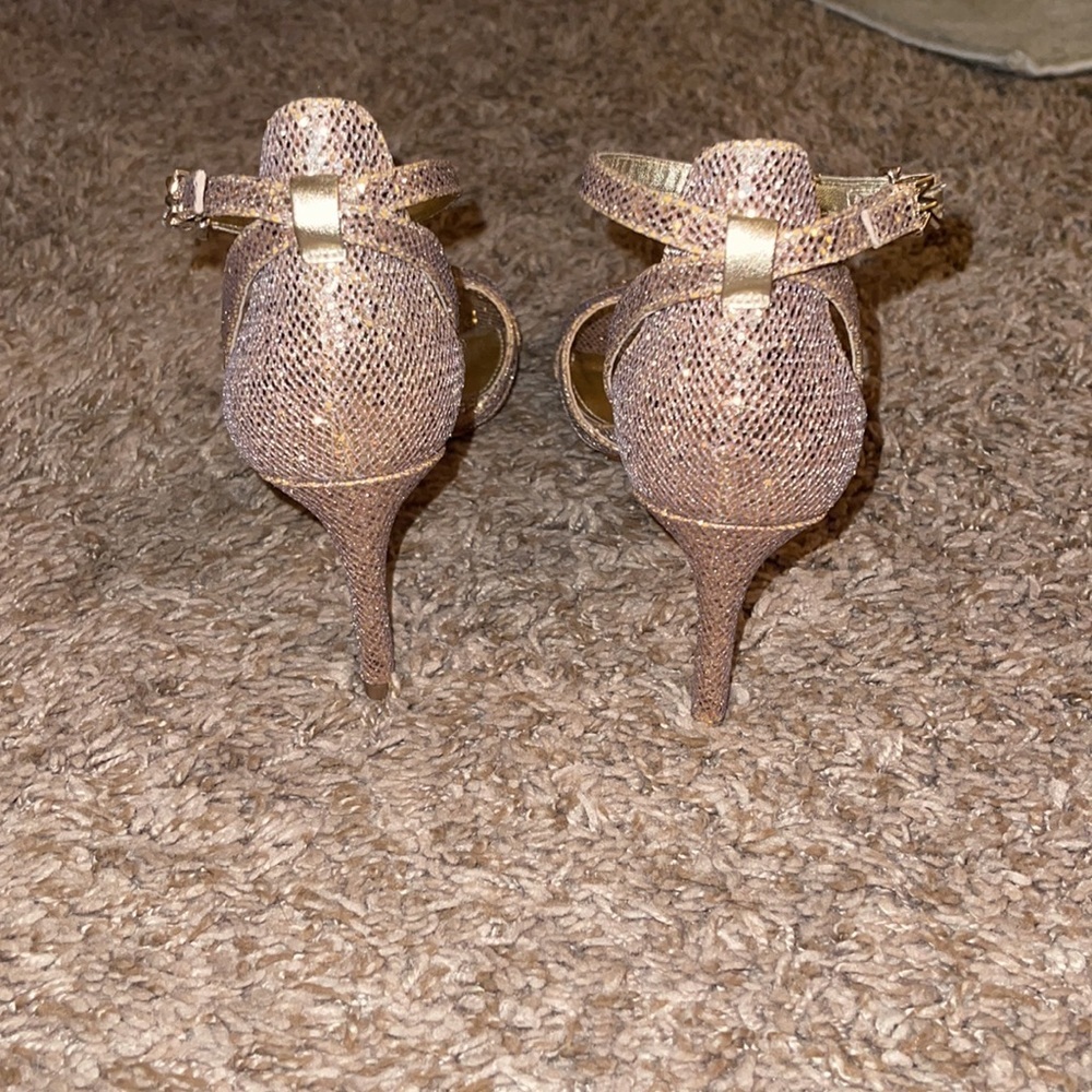 ‼️New MICHAEL KORS heels‼️ - Picture 4 of 6